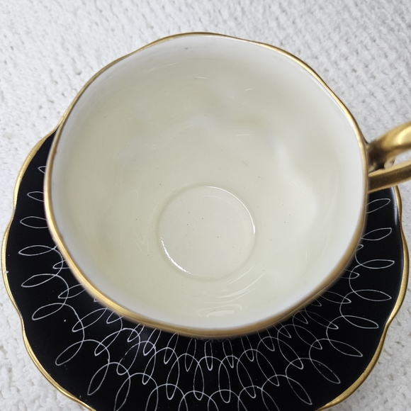 Royal Albert Crown Bone England China Teacup Saucer BLACK w/White Swirls Gold - Picture 16 of 16